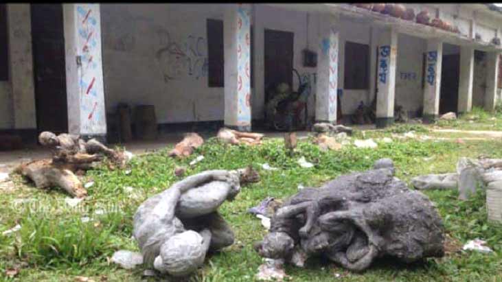 চারুকলা অনুষদের ভাষ্কর্য