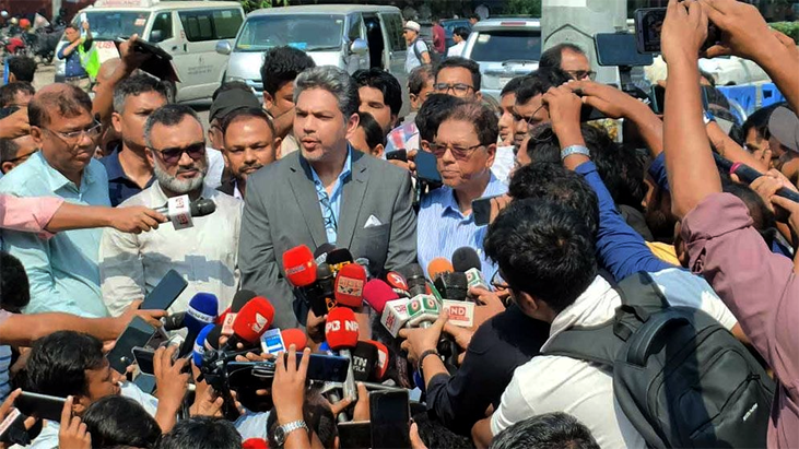 ‘কার্গো ভিলেজে আগুন পোশাক শিল্পের জন্য বড় ক্ষতি’ ‘কার্গো ভিলেজে আগুন পোশাক শিল্পের জন্য বড় ক্ষতি’