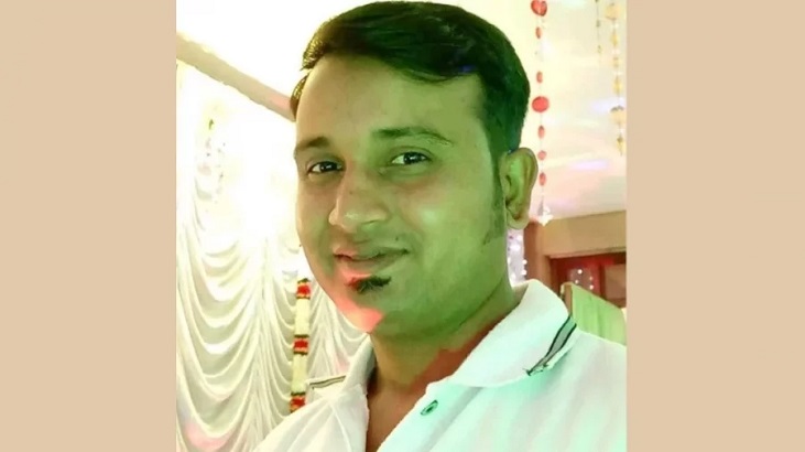 ইউপি কার্যালয়ের ভেতরে ব্যবসায়ীকে কুপিয়ে হত্যা