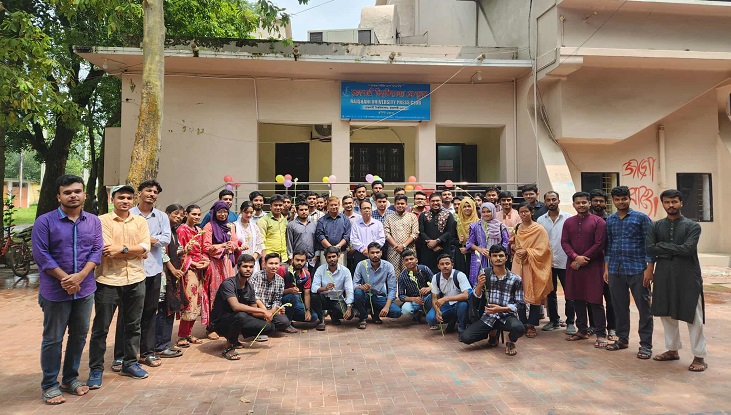 নবীনদের বরণ করে নিল রাজশাহী বিশ্ববিদ্যালয় প্রেসক্লাব