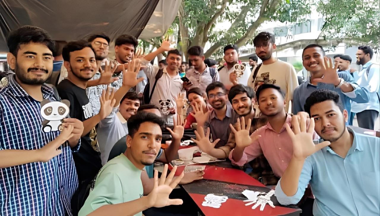 রাকসু নির্বাচনের প্রচারণার শেষ দিন আজ রাকসু নির্বাচনের প্রচারণার শেষ দিন আজ