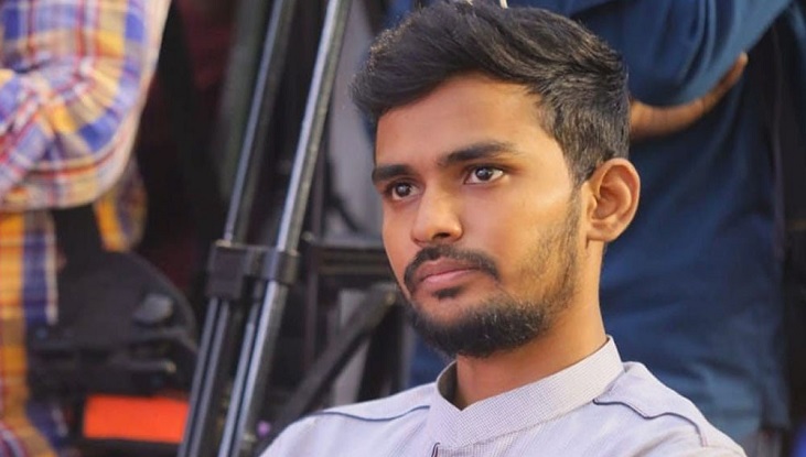 ‘যাদের হাতে রক্ত, তাদের ক্লাসে বসার সুযোগ নেই’ ‘যাদের হাতে রক্ত, তাদের ক্লাসে বসার সুযোগ নেই’