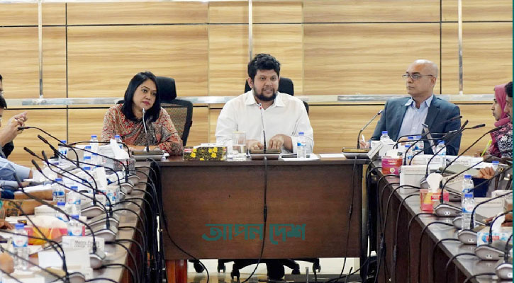 চলচ্চিত্র নির্মাণে অনুদানের নীতিমালায় সংশোধন আনা হবে: তথ্য উপদেষ্টা