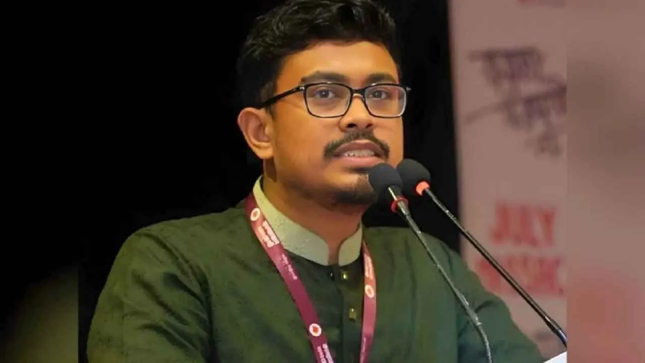 রিজভীকে ক্ষমা চাইতে বললেন ভিপি সাদিক কায়েম