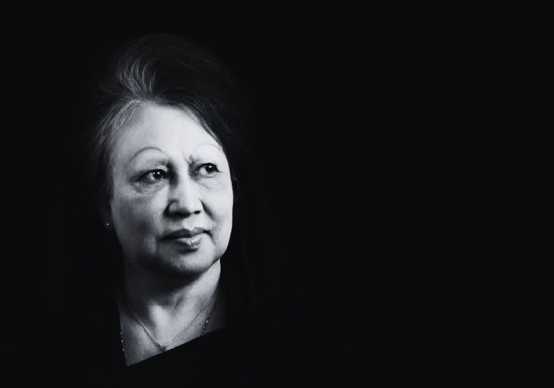 খালেদা জিয়াকে শেষ শ্রদ্ধা জানাতে ঢাকা আসছেন বিভিন্ন দেশের প্রতিনিধিরা