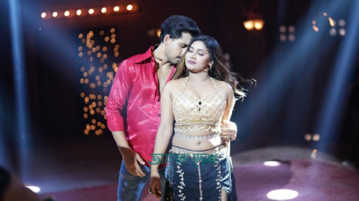 কণার প্রেমের নদী’তে আলভি-জেরিন