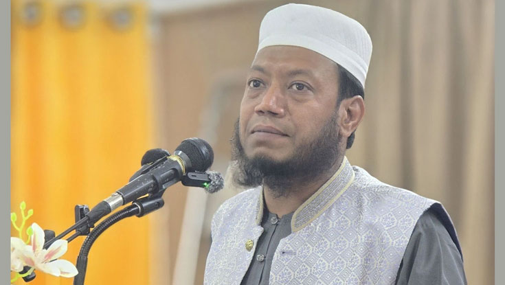 আমির হামজার বিরুদ্ধে গ্রেফতারি পরোয়ানা