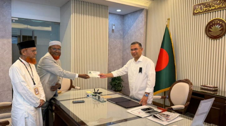 প্রধানমন্ত্রীর সঙ্গে জামায়াত নেতাদের সাক্ষাৎ