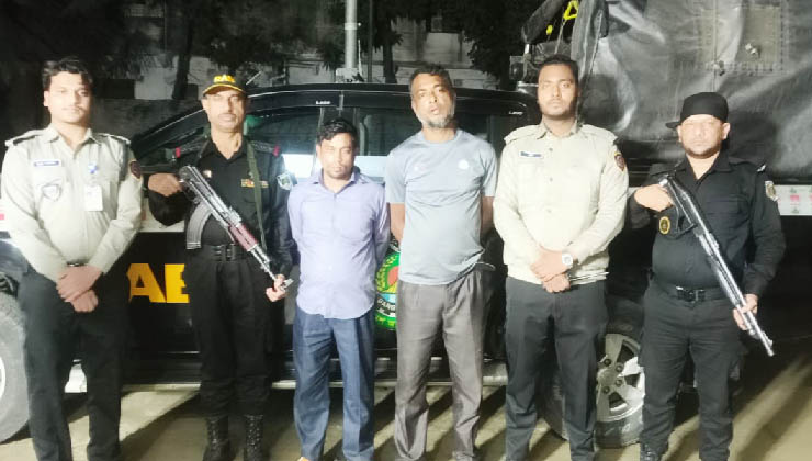 নোয়াখালীতে ইয়াবাসহ আটক ২