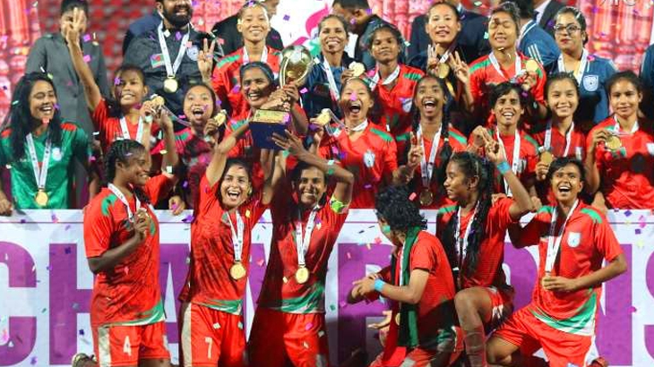 সাফজয়ী নারী ফুটবল দলকে বিএনপির অভিনন্দন সাফজয়ী নারী ফুটবল দলকে বিএনপির অভিনন্দন