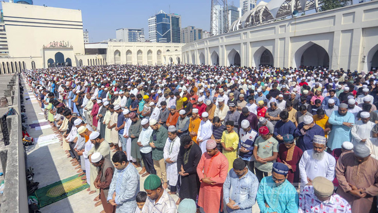 জুমার দিনের যে আমলে গুনাহ মাফ হয়