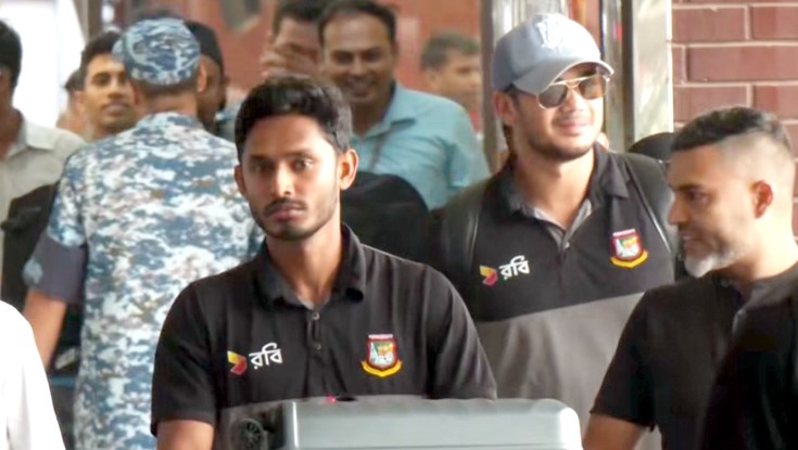 শ্রীলঙ্কায় সিরিজ জিতে দেশে ফিরল টাইগাররা শ্রীলঙ্কায় সিরিজ জিতে দেশে ফিরল টাইগাররা