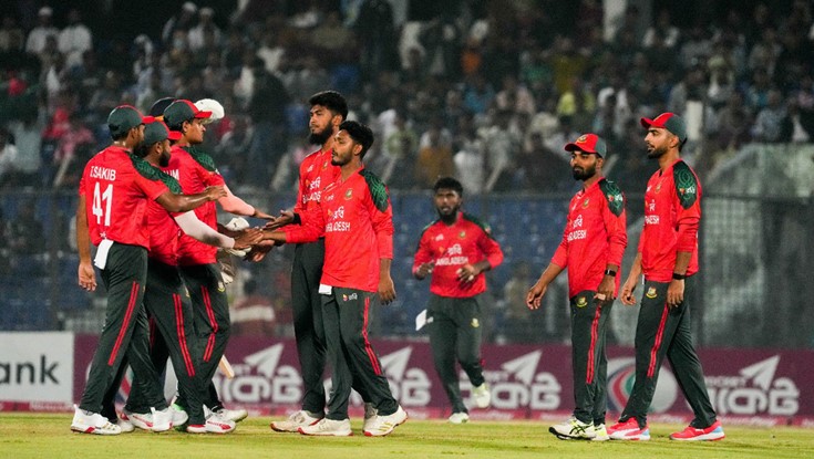 আজ ঘুরে দাঁড়াতে চায় বাংলাদেশ