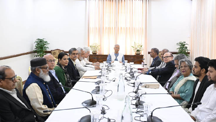 খালেদা জিয়াকে নিয়ে উপদেষ্টা পরিষদের বিশেষ বৈঠক