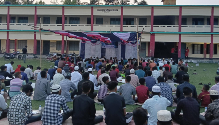 সাতবাড়ীয়া সুহৃদ ক্রীড়া চক্রের আয়োজনে ইফতার মাহফিল