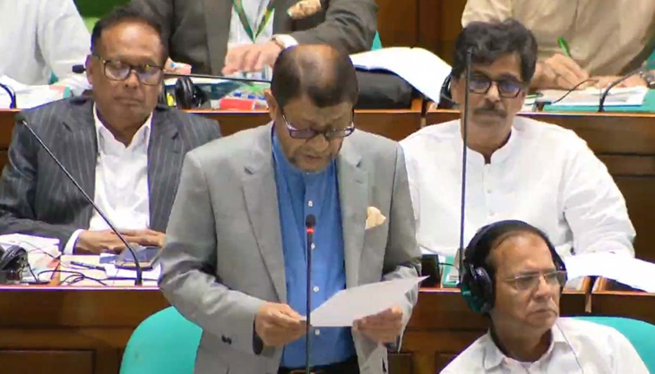 ১৭ বছরের দুর্নীতিতে চিকিৎসাসেবা ভেঙে পড়েছে: স্বাস্থ্যমন্ত্রী