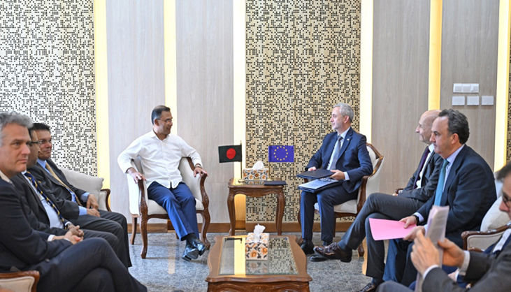 প্রধানমন্ত্রীর সঙ্গে ইইউ প্রতিনিধিদলের সাক্ষাৎ