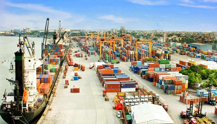 ডিজেল নিয়ে চট্টগ্রাম বন্দরে আসছে ৪ জাহাজ