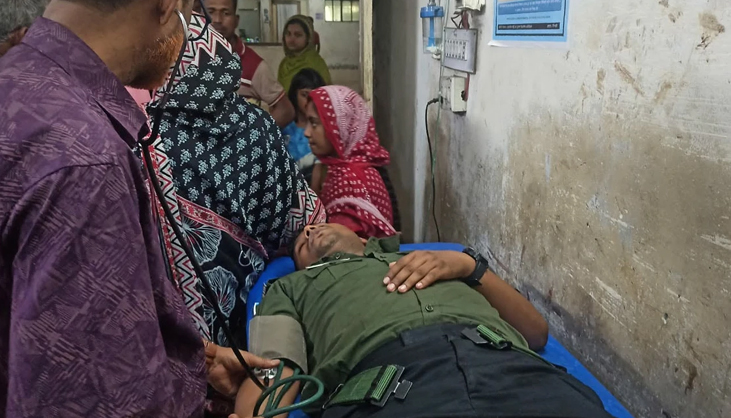 পেট্রোল পাম্পে ইউএনও’র ওপর হামলা