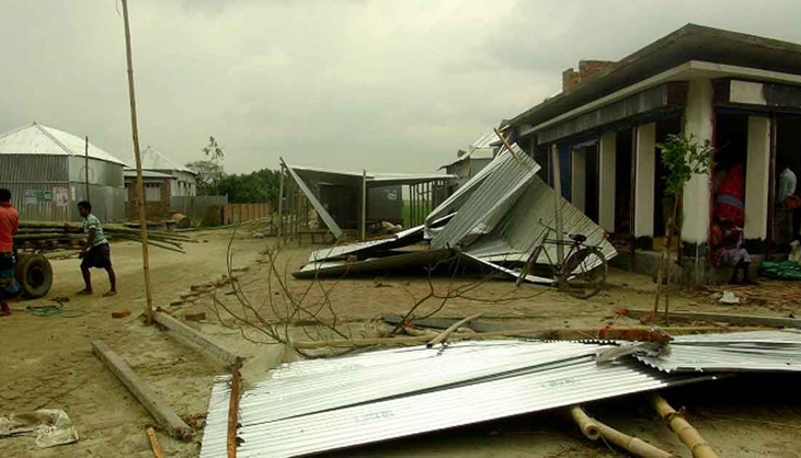 কালবৈশাখীর তাণ্ডবে স্কুলছাত্রের মৃত্যু