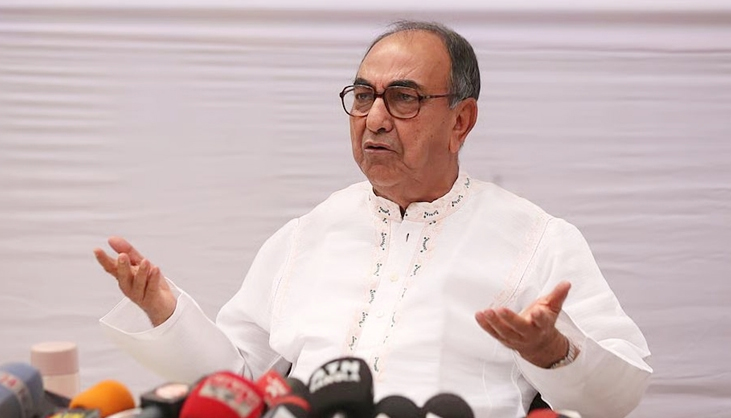 মির্জা আব্বাসকে কেবিনে স্থানান্তর