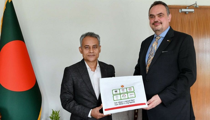 মার্কিন রাষ্ট্রদূতের সঙ্গে পরিবহণমন্ত্রীর সাক্ষাৎ