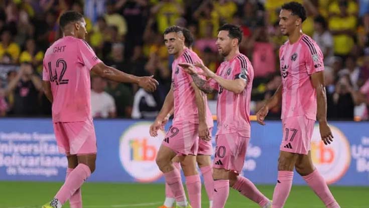 মেসির গোলে বার্সেলোনার সঙ্গে ইন্টার মায়ামির ড্র