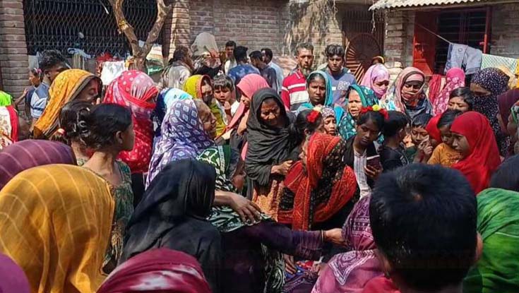 শিশুকে রেখে ভোটকেন্দ্রে সবাই, বাড়ি ফিরে মিলল মরদেহ