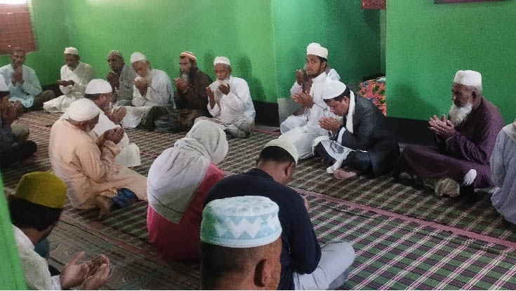 রাজারহাটে এবি পার্টির এমপি প্রার্থী নজরুল ইসলামের জন্য দোয়া অনুষ্ঠিত