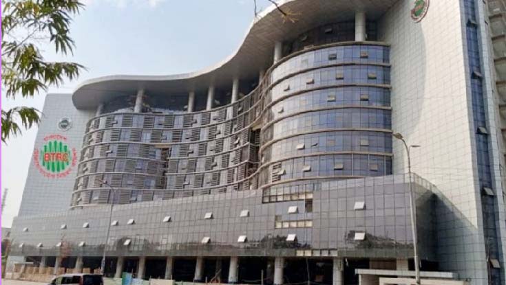 মোবাইল ফোনের সব গুজব উড়িয়ে দিল বিটিআরসি