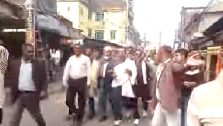 আদালতে বিএনপি নেতাদের হাজিরায় জনতার ঢল