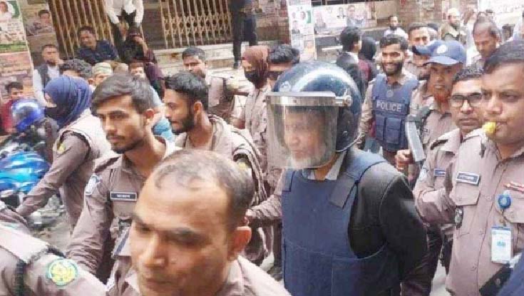 বঙ্গভবনের কর্মকর্তা ছরওয়ারের জামিন