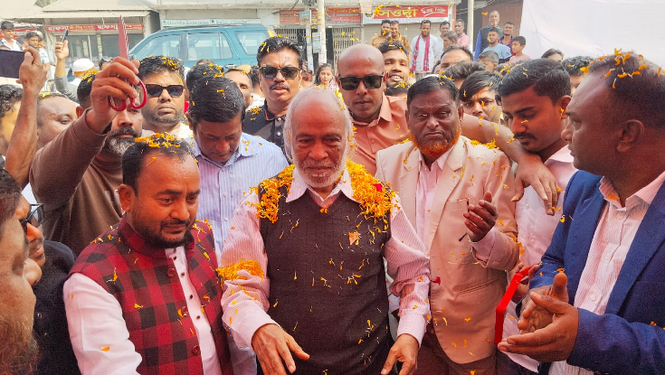 বিএনপি লোক দেখানো উন্নয়ন করে না: মঈন খান