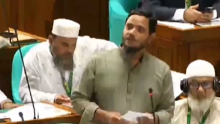 ছাত্ররা ফ্যামিলি কার্ডের জন্য রক্ত দেয়নি: ড. মাসুদ