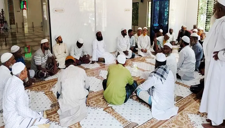 ‘সাউন্ডবক্স বাজালে এলাকায় দাফন করতে দেয়া হবে না’