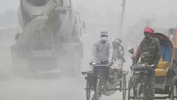আজ বায়ুদূষণে শীর্ষে দিল্লি, ঢাকার খবর কি?