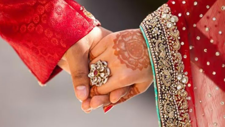 ‘পাত্রী চাই’ বিজ্ঞাপনের ফাঁদে উচ্চপদস্থ নারী কর্মকর্তা