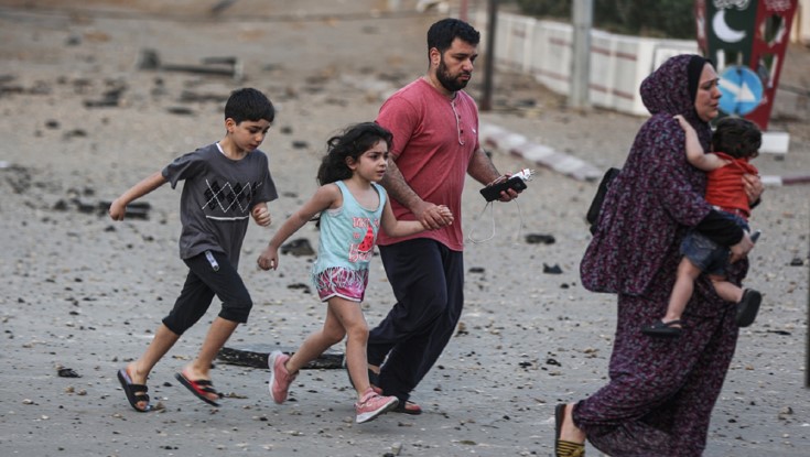 গাজায় দুই বছরে ৩৩ হাজার নারী-শিশু হত্যা করেছে ইসরায়েল