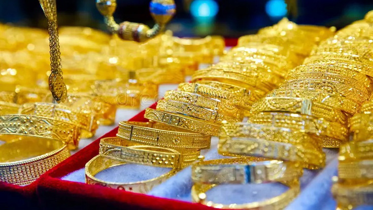 আজ স্বর্ণ-রুপার দাম বাড়ল না কমলো