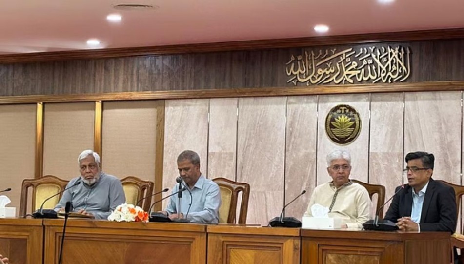 গণভোট নিয়ে ঐক্যবদ্ধ সুপারিশ জানাতে সাতদিন সময় দিল সরকার