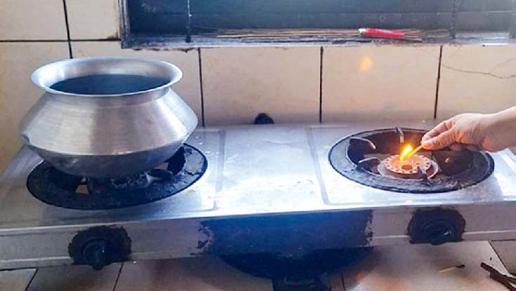 রাজধানী যেসব এলাকায় গ্যাসের মারাত্মক স্বল্পচাপ 