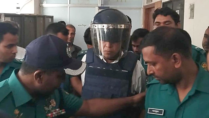 সাবেক সিইসি হাবিবুল আউয়াল ৩ দিনের রিমান্ডে সাবেক সিইসি হাবিবুল আউয়াল ৩ দিনের রিমান্ডে
