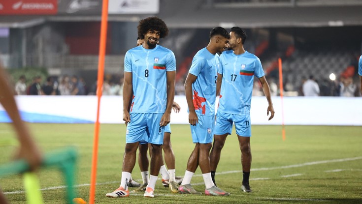 রাতে ভারতের মুখোমুখি হচ্ছেন হামজারা