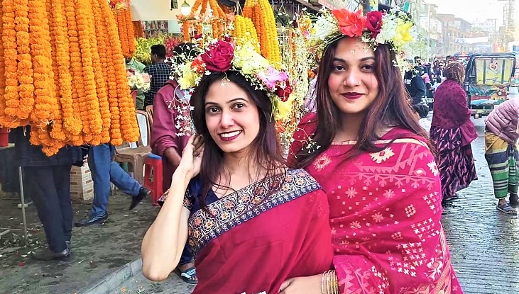 উৎসবমুখর পরিবেশে বসন্তবরণ-ভালোবাসা দিবস উদযাপিত