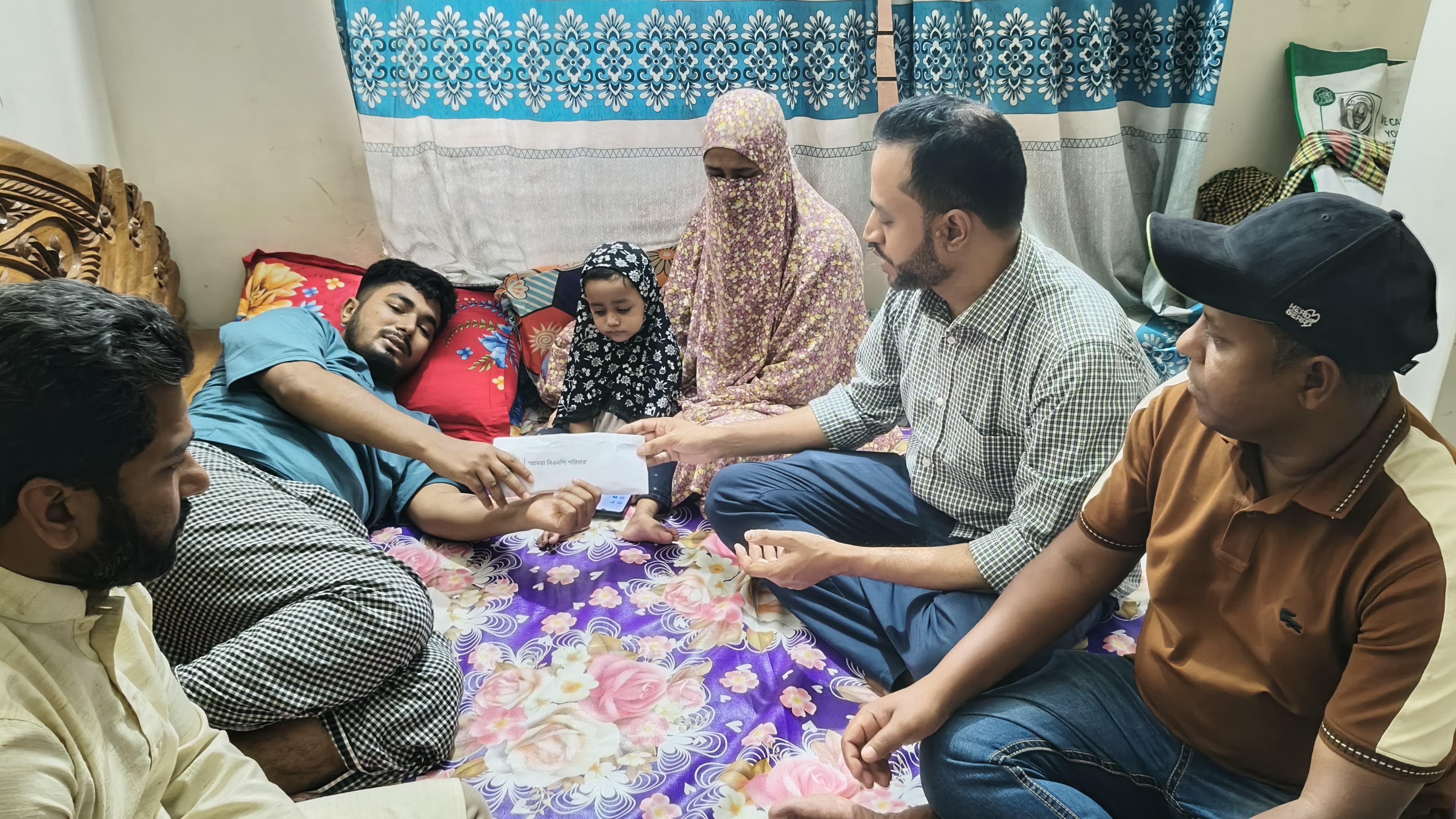 ক্যান্সার আক্রান্ত সুমনকে প্রধানমন্ত্রীর সহায়তা