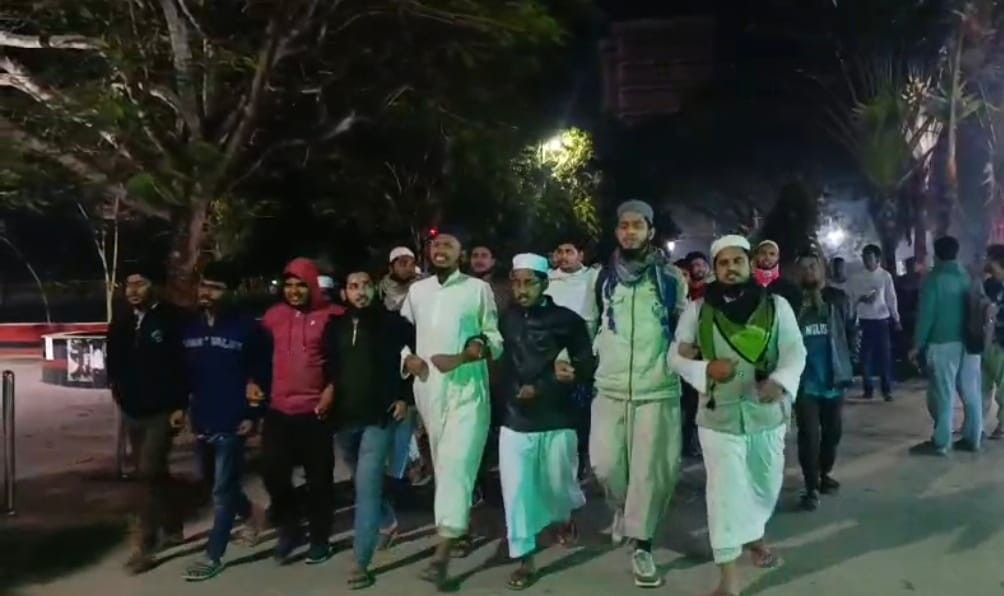 নাশকতা সৃষ্টির অপচেষ্টার বিরুদ্ধে ইবিতে বিক্ষোভ