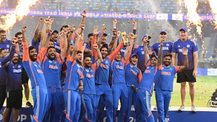 পারল না পাকিস্তান, অপরাজিত চ্যাম্পিয়ন ভারত