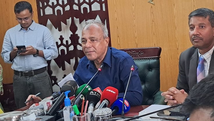 দেশে পেঁয়াজের কোন সংকট নেই: কৃষি উপদেষ্টা