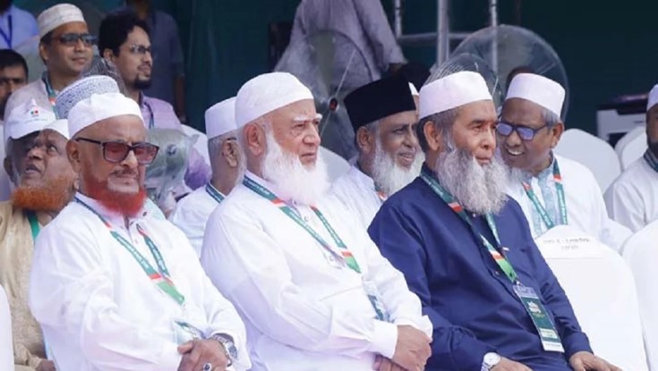 মঞ্চে ডা. শফিকুর রহমান, জামায়াতের সমাবেশ চলছে মঞ্চে ডা. শফিকুর রহমান, জামায়াতের সমাবেশ চলছে