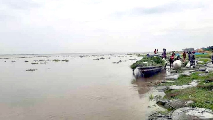 যমুনার পানি বিপৎসীমার কাছাকাছি, বন্যার শঙ্কা